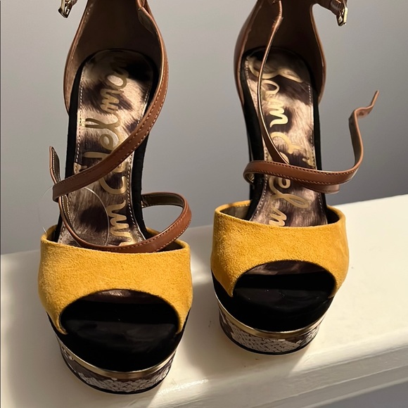 Brown and Yellow Platform Heels - Picture 4 of 4